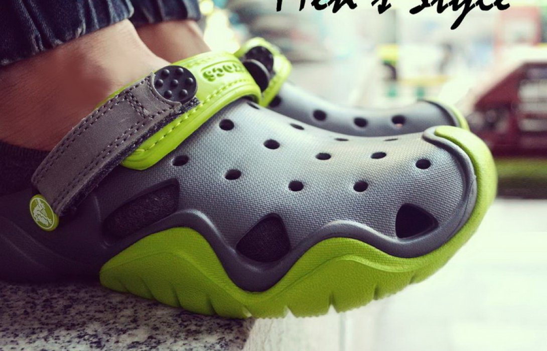 Let..shopping : รองเท้าแบรนด์  Crocs รุ่นใหม่รับปีระกา  