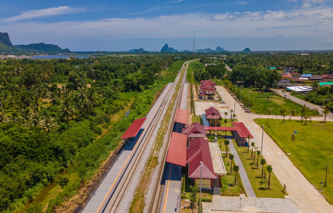 การรถไฟฯ ชี้แจง การออกแบบสถานีและสิ่งอำนวยความสะดวกของโครงการรถไฟทางคู่ ได้คำนึงถึงประโยชน์ในการใช้งานของประชาชน และความคุ้มค่าของงบประมาณประเทศเป็นสำคัญ