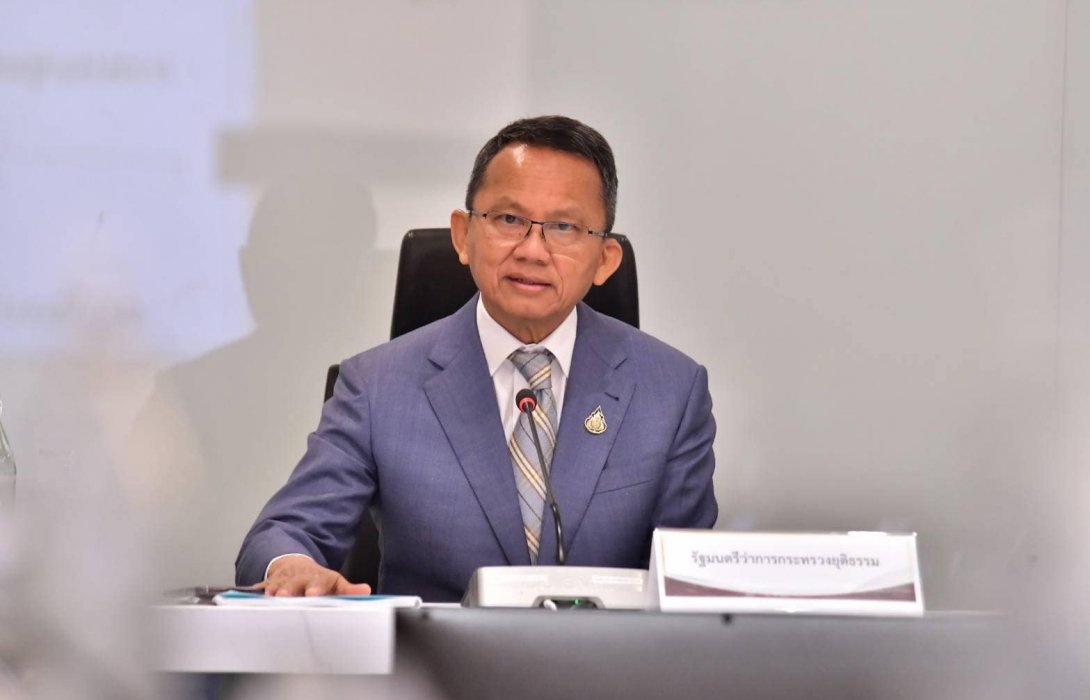 “สมศักดิ์” เตรียมเชิญ กสม.ดูร่างกฎกระทรวง การปฎิบัติต่อผู้ต้องขังระหว่างพิจารณาคดี
