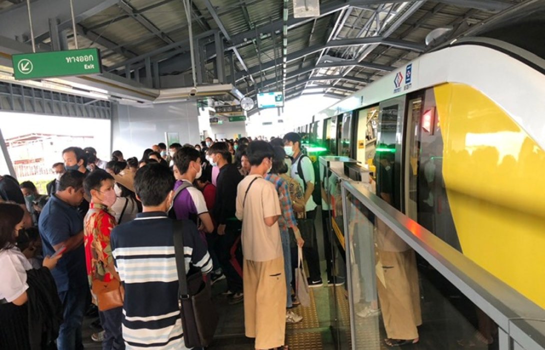 ‘กรมราง’ เผย ศุกร์สิ้นเดือนมีผู้ใช้บริการรถไฟฟ้าสายสีเหลือง จำนวน 92,038 คน-เที่ยวสูงสุดตั้งแต่เปิดทดลองการเดินรถมา 