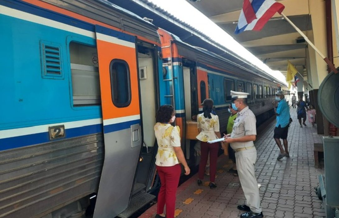 การรถไฟฯ ปรับลดค่าโดยสารขบวนรถด่วนพิเศษดีเซลรางปรับอากาศ 8 ขบวนเป็นการชั่วคราว 