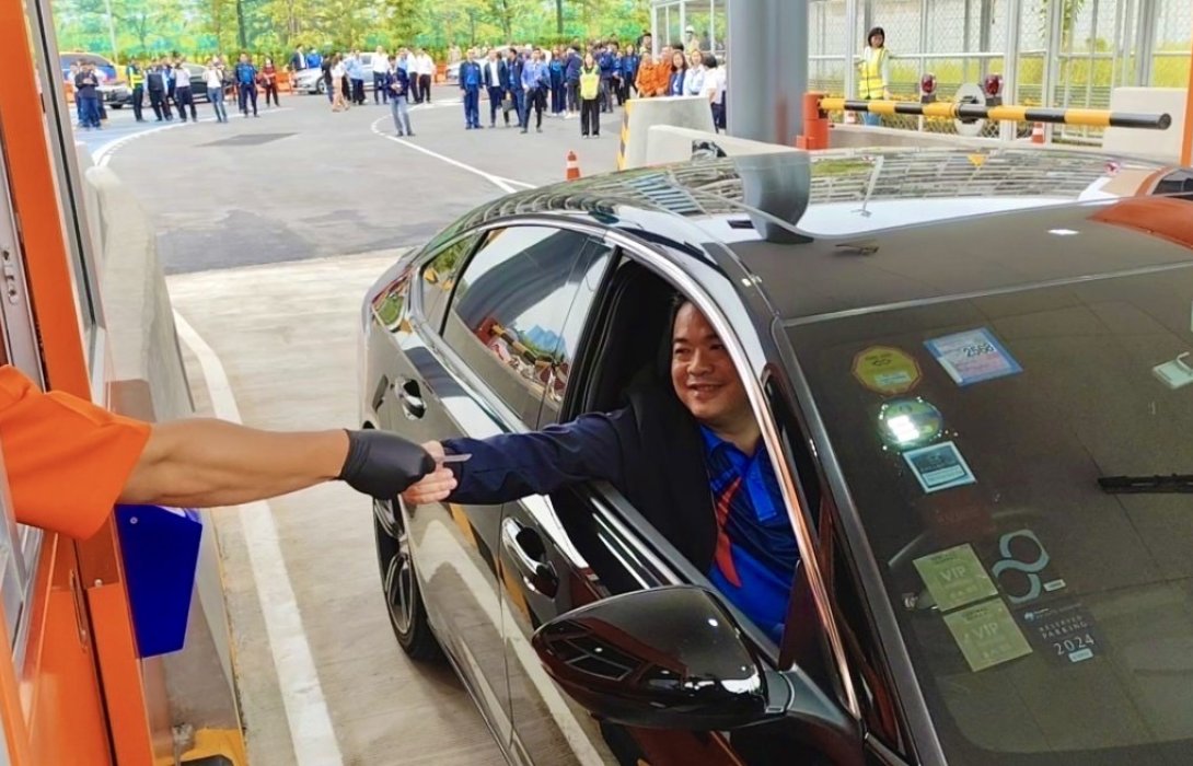 กทพ. เปิดให้บริการด่าน ฯ ลุมพินี ทางพิเศษเฉลิมมหานคร เพื่ออำนวยความสะดวก และช่วยแก้ไขปัญหาการจราจรแล้ววันนี้