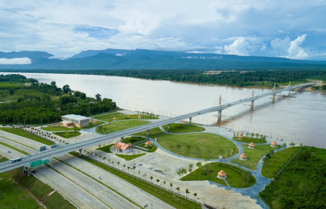 กรมทางหลวง เปิดใช้สะพานมิตรภาพไทย - ลาว แห่งที่ 5 (บึงกาฬ - บอลิคำไซ) เชื่อมโยงเศรษฐกิจและด่านพรมแดนถาวร เริ่ม 27 ธันวาคมนี้