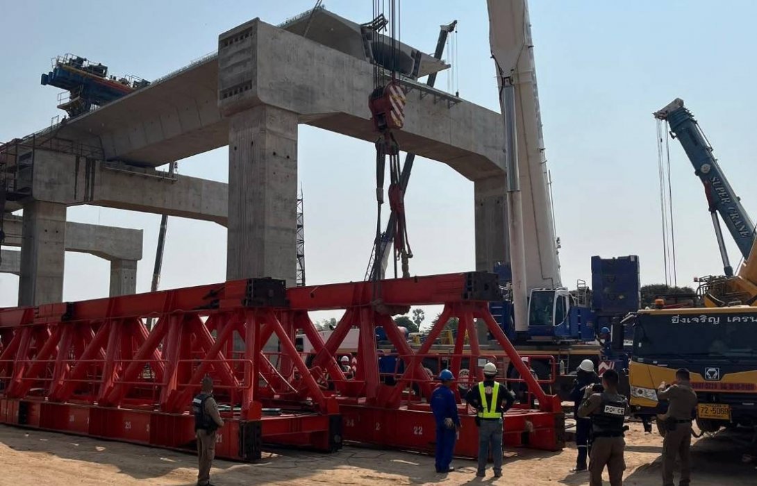 การรถไฟฯ รื้อโครงเหล็กเครนถล่มแล้วเสร็จ สั่งตรวจสภาพรางรถไฟให้วิ่งได้วันนี้