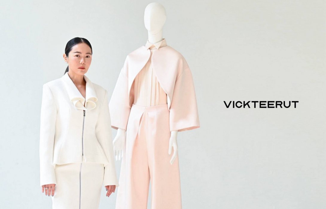 VICKTEERUT กางแผนธุรกิจปี 69 เดินหน้าลุยตลาดยูนิฟอร์มและชุดแต่งงาน เตรียมเปิดตัวโชว์รูม VICKTEERUT The Marriage แห่งใหม่ รองรับธุรกิจชุดแต่งงาน ตั้งเป้ารายได้ปีนี้เติบโต 5% 