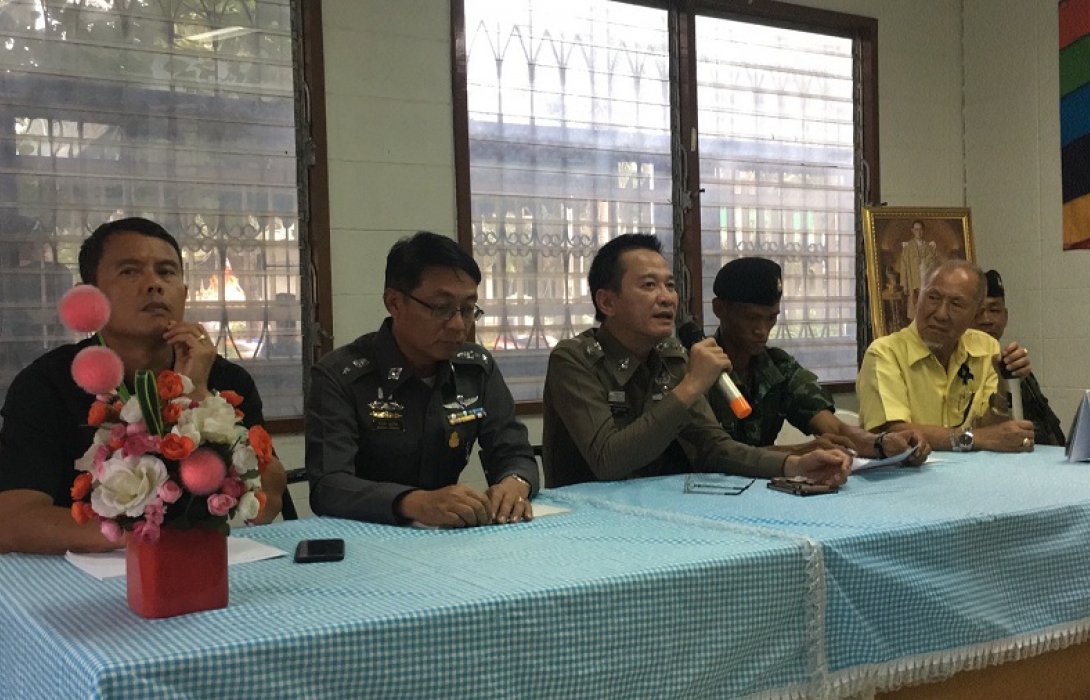 43 ผู้นำชุมชน หารือ ผู้กำกับการ สน.ร่มเกล้า สร้างชุมชนน่าอยู่ ปลอดยาเสพติด