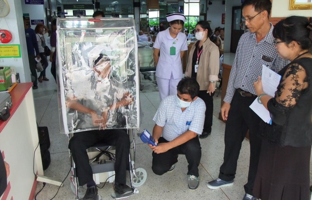 กรม สบส.ชูนวัตกรรมรถเข็นผู้ป่วยควบคุมการแพร่กระจายเชื้อทางอากาศ เพื่อป้องกันและลดความเสี่ยงการแพร่กระจายเชื้อโรคในโรงพยาบาล