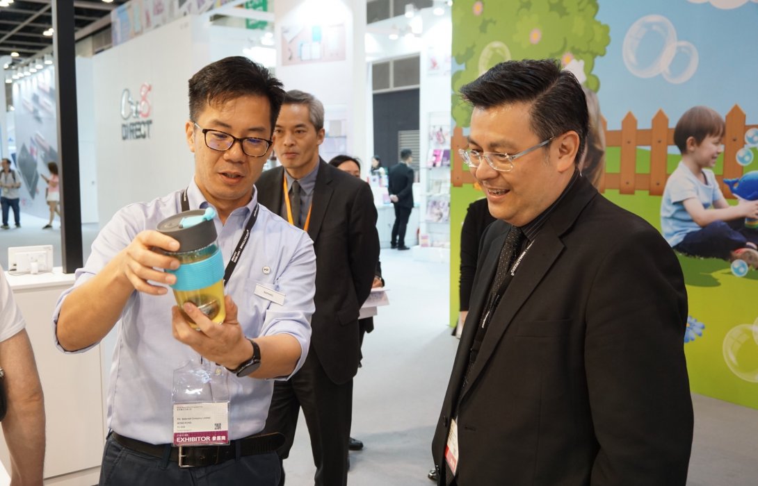 สสว.ปลื้มความสำเร็จร่วมงานแสดงสินค้า Hong Kong Gifts & Premium Fair 2018 