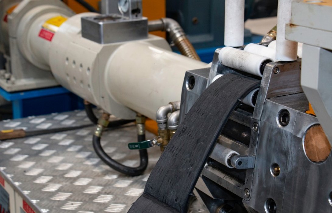 แผ่นยาง EPDM คืออะไร ใช้งานอุตสาหกรรมอะไรได้บ้าง