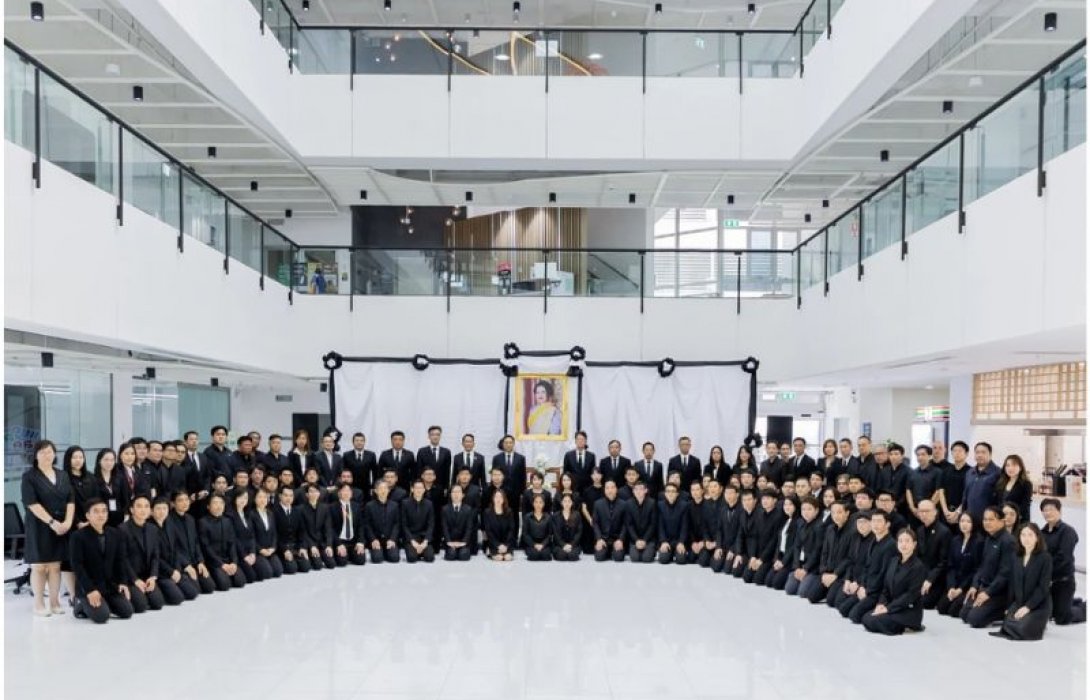 โตโยต้า มอเตอร์ ประเทศไทย จำกัด จัดพิธีถวายความอาลัยแด่ สมเด็จพระนางเจ้าสิริกิติ์ พระบรมราชินีนาถ พระบรมราชชนนีพันปีหลวง