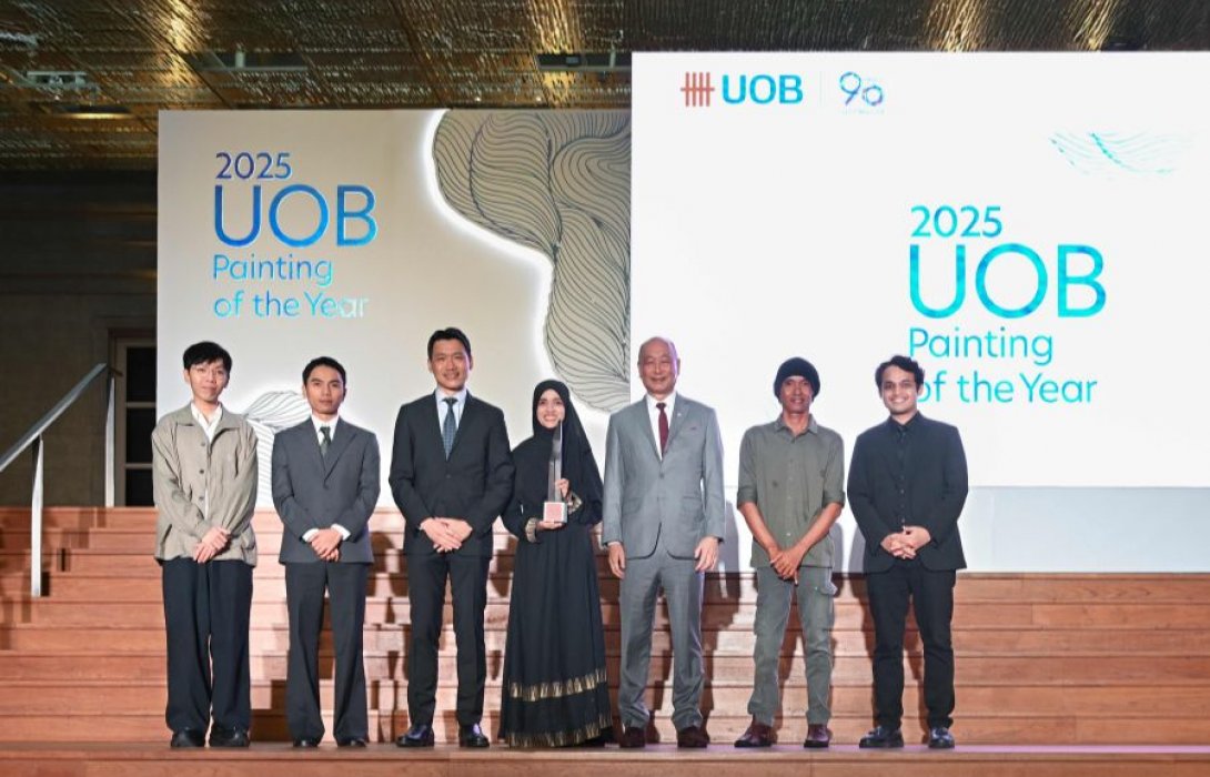 ศิลปินไทยคว้ารางวัล UOB Southeast Asian Painting of the Year ประจำปี 2568  