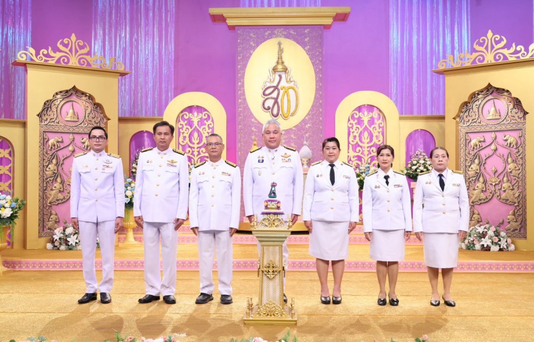 การเคหะแห่งชาตินำคณะผู้บริหารบันทึกเทปโทรทัศน์ถวายพระพรชัยมงคล พระบาทสมเด็จพระเจ้าอยู่หัว และสมเด็จพระนางเจ้าฯ พระบรมราชินี ณ สถานีโทรทัศน์ช่อง 9 MCOT HD