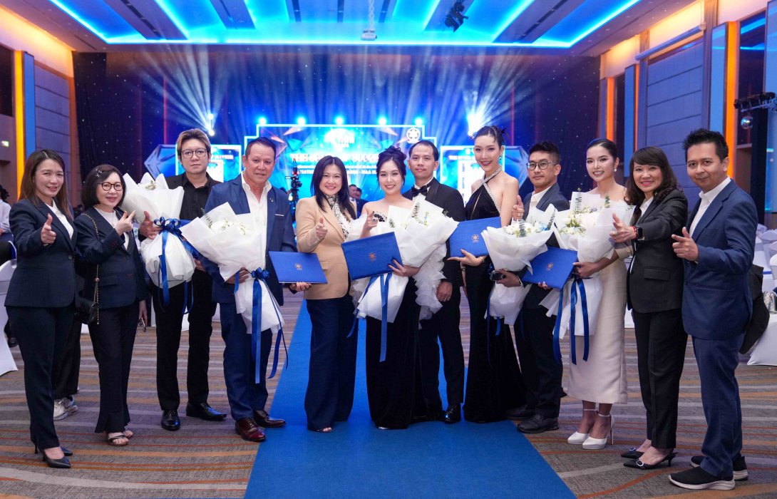 7 สุดยอดตัวแทนกรุงไทย-แอกซ่า ประกันชีวิต คว้ารางวัลตัวแทนยอดเยี่ยม จากงานมอบรางวัล “คุณวุฒิตัวแทนยอดเยี่ยมแห่งชาติ ครั้งที่ 26 ประจำปี 2569”