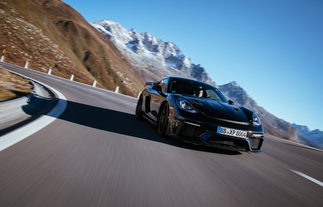 ปอร์เช่ 718 เคย์แมน จีที4 อาร์เอส ใหม่  เตรียมเปิดตัวครั้งแรกของโลก ในเดือนพฤศจิกายนนี้ 