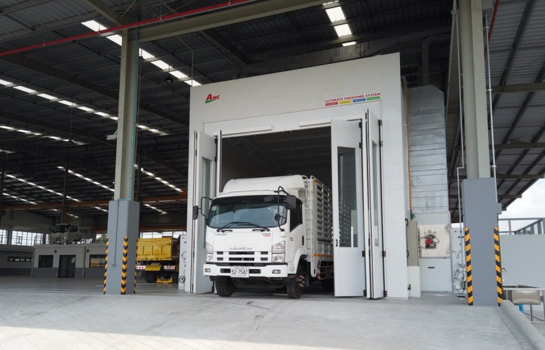 กลุ่มตรีเพชรเปิด“ศูนย์ซ่อมตัวถังและสีรถบรรทุกมาตรฐานอีซูซุ”เติมเต็มบริการหลังการขายรถบรรทุก 