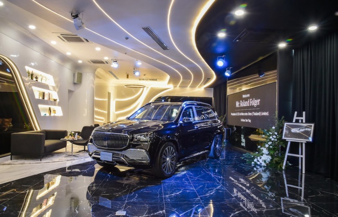 เบนซ์ สตาร์แฟลก เปิดโชว์รูม Mercedes-Maybach สุดหรูหราอลังการแล้ว  