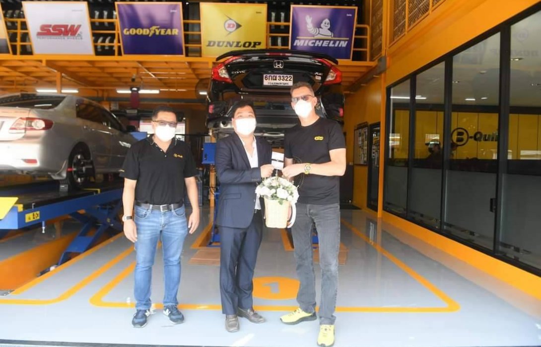 บี - ควิกฉลองเปิดสาขาใหม่ บี-ควิกสาขาเดอะวิลเลจสายไหม