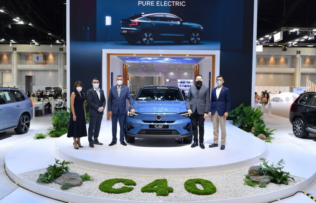 วอลโว่ คาร์ ขนทัพรถยนต์พลังงานสะอาด ประหยัดน้ำมัน ที่มาพร้อมเทคโนโลยีขั้นสุด ร่วมงานมอเตอร์โชว์