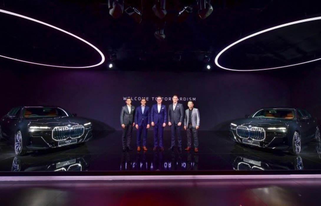 บีเอ็มดับเบิลยู เผยโฉมบีเอ็มดับเบิลยู i7 ใหม่ มอบสุนทรียภาพแห่งการขับขี่ด้วยที่สุดแห่งความหรูหราสง่างาม