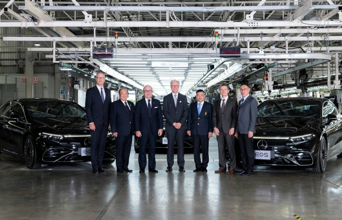 เมอร์เซเดส-เบนซ์ เปิดตัว “EQS 500 4MATIC AMG Premium” รุ่นประกอบในประเทศ ล็อตแรกจากโรงงาน