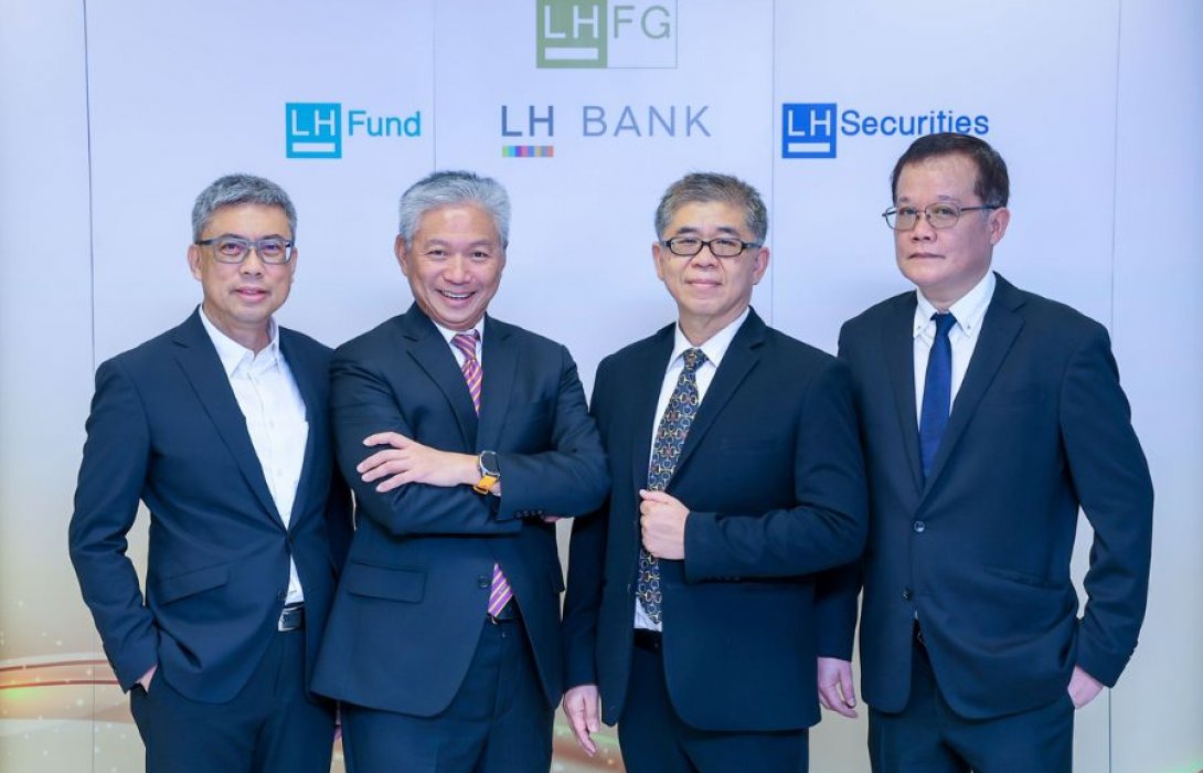 LHFG ชี้ เศรษฐกิจไทยปี 69 คาดขยายตัวที่ 1.8% แรงหนุนจากมาตรการกระตุ้นเศรษฐกิจของภาครัฐและอัตราเงินเฟ้อที่อยู่ในระดับต่ำ ลุยเดินหน้ากลยุทธ์โฟกัสขยายพอร์ต SME ตั้งเป้าสินเชื่อโต 10-12% 