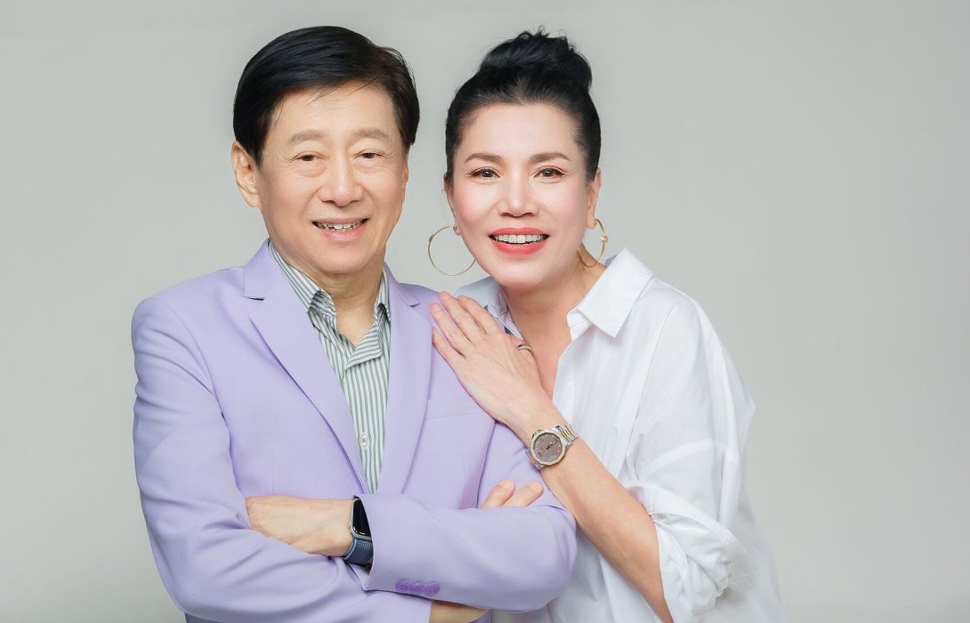 “ตุ๊ก ญาณี” เลือก “ธีรพรคลินิก” ช่วยย้อนวัยกว่า 10 ปี ด้วย Face-Lock