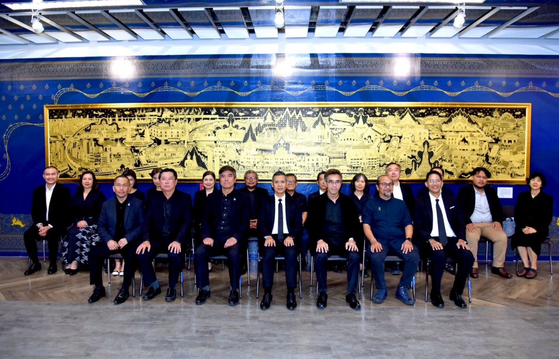 รฟม. มอบรางวัลผลงานประกวดศิลปกรรมเพื่อตกแต่งสถานีอนุสาวรีย์ประชาธิปไตยโครงการรถไฟฟ้าสายสีม่วงฯ บนแนวคิด “ความรุ่งเรืองของรัตนโกสินทร์”