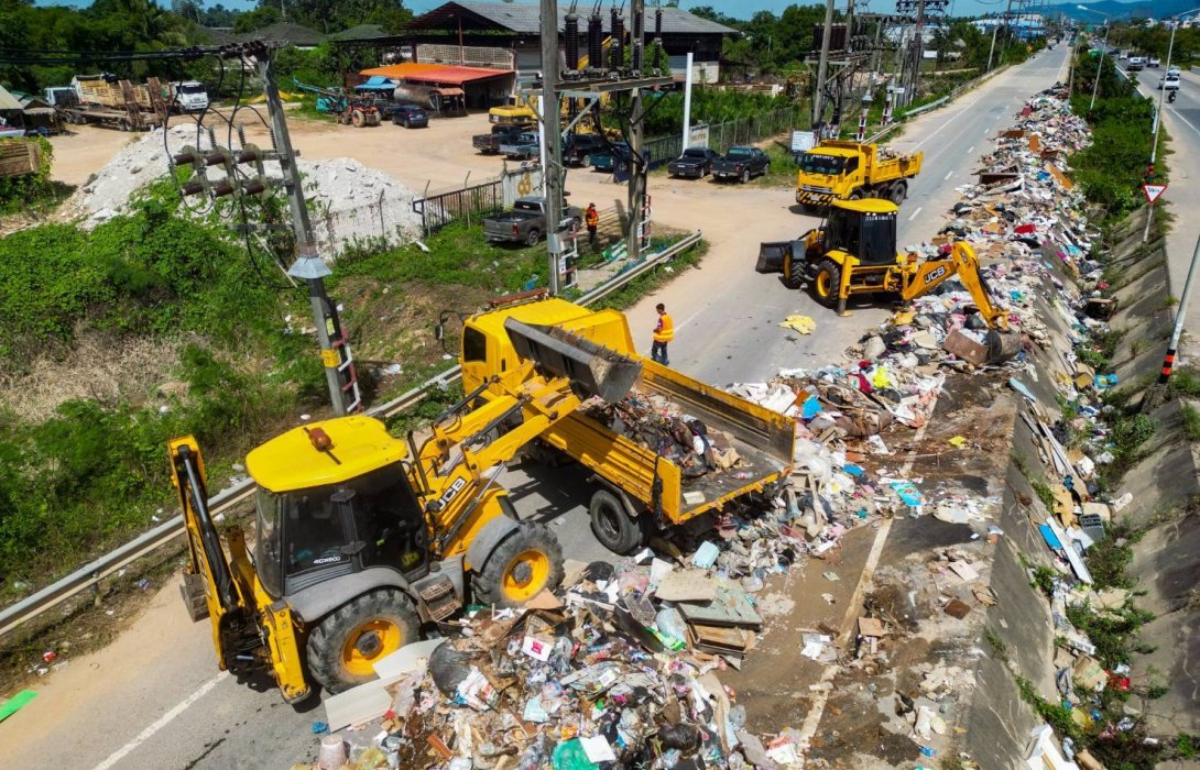 กรมทางหลวงเดินหน้าภารกิจฟื้นฟูหาดใหญ่ เผยคืบหน้า 65.50 % ระดม 19 ชุดปฏิบัติการ มั่นใจคืนพื้นที่การจราจรให้กับประชาชนก่อนปีใหม่ 