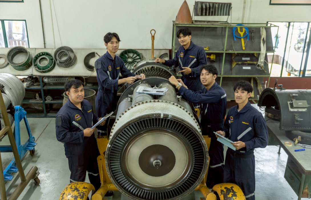 สบพ. สร้างประวัติศาสตร์หน้าใหม่ ได้รับการรับรองเป็นสถาบันฝึกอบรมนายช่างภาคพื้นดินและศูนย์ทดสอบมาตรฐาน EASA (Part-147) หนึ่งเดียวอย่างเป็นทางการ ยกระดับช่างอากาศยานไทยสู่ยุโรป