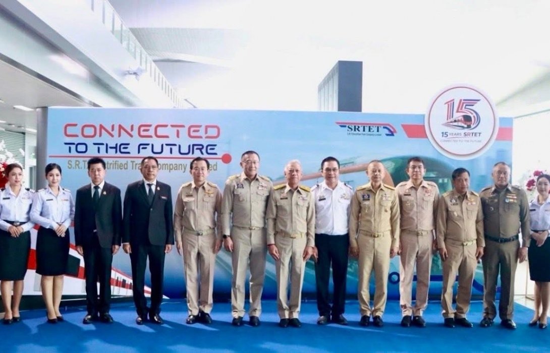 รฟฟท. ฉลองครบรอบ 15 ปี  “พิพัฒน์” ชูวิสัยทัศน์ “รถไฟฟ้าสายสีแดง ยกระดับคุณภาพชีวิตชานเมือง” ด้วยมาตรฐานสากล ก้าวสู่อนาคตอย่างยั่งยืน