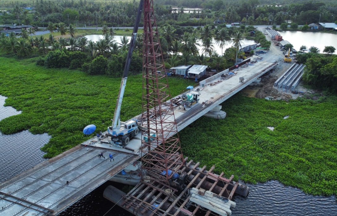 สะพานข้ามแม่น้ำปากพนัง รุดหน้า 77% คาดวิ่งฉิวภายในปีนี้
