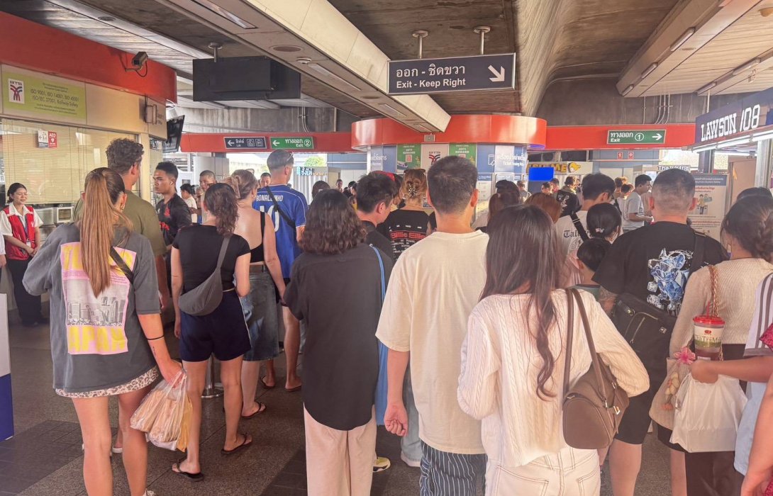 ขร. เผยยอดใช้ระบบรางวันเสาร์หลังสงกรานต์ทะลุ 9 แสนคน-เที่ยว คุมเข้มความปลอดภัยรับคนแห่กลับกรุงวันสุดท้าย