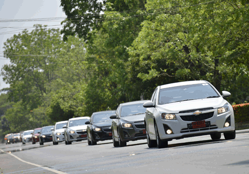 Chevrolet Cruze E85 เร่งได้ไหลลื่น แรงไม่ตก