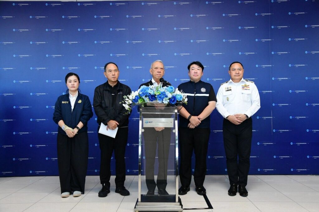 “พิพัฒน์” เร่งเคลียร์กระเป๋าตกค้างสุวรรณภูมิ 1 หมื่นใบ ระดมกำลัง 230 นาย ฟื้นบริการสู่ภาวะปกติ